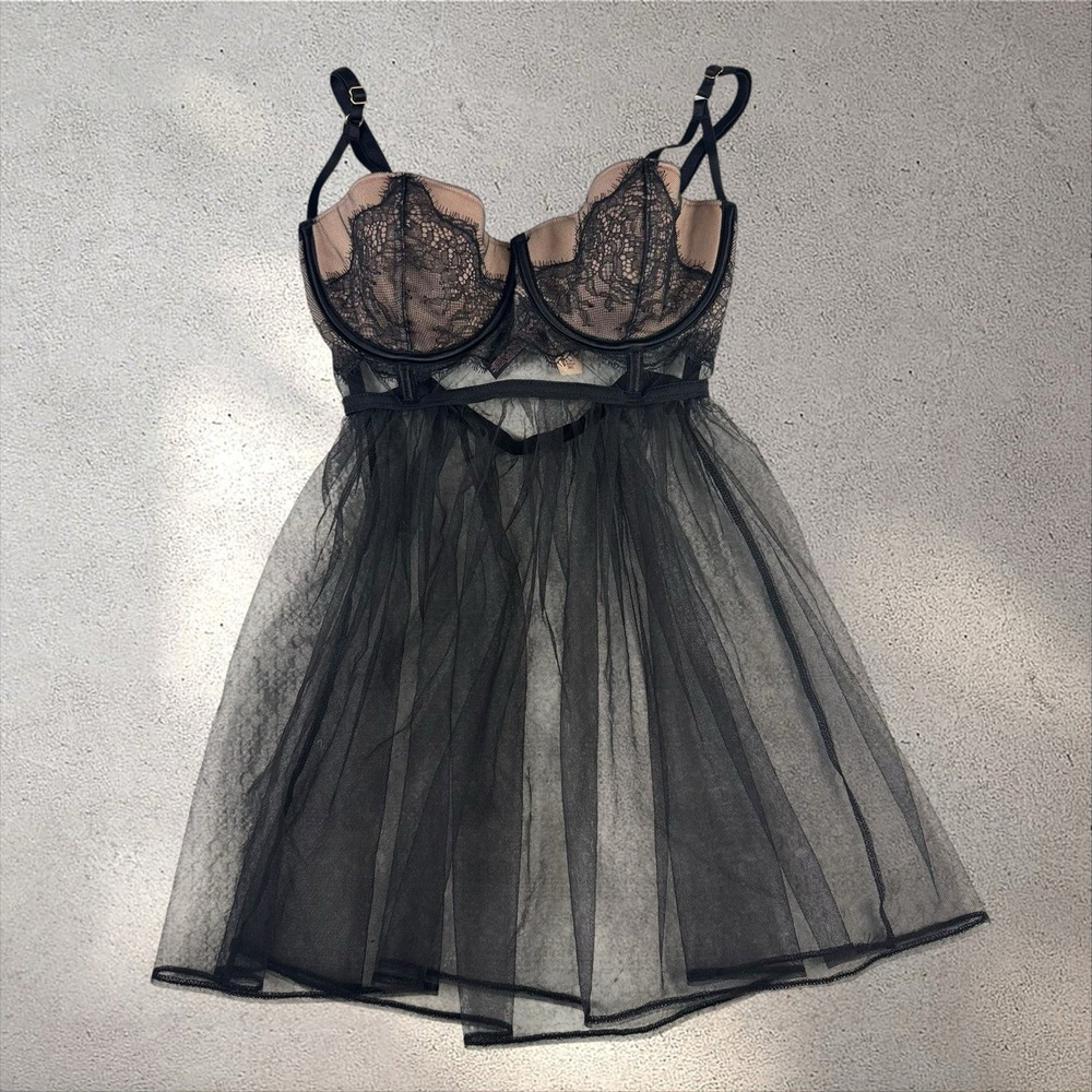 NWT Victoria's Secret Chantilly Lace Tulle Sheer‎ Babydoll Chemise Sz 36C